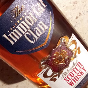 The Legendary Immortal Clan Blended Scotch Whisky:   