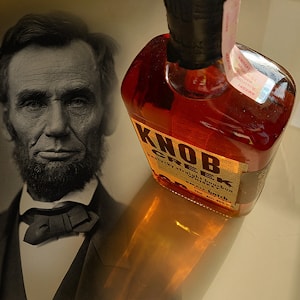 Knob Creek Kentucky Straight Bourbon Whisky Small Batch Patiently Aged   